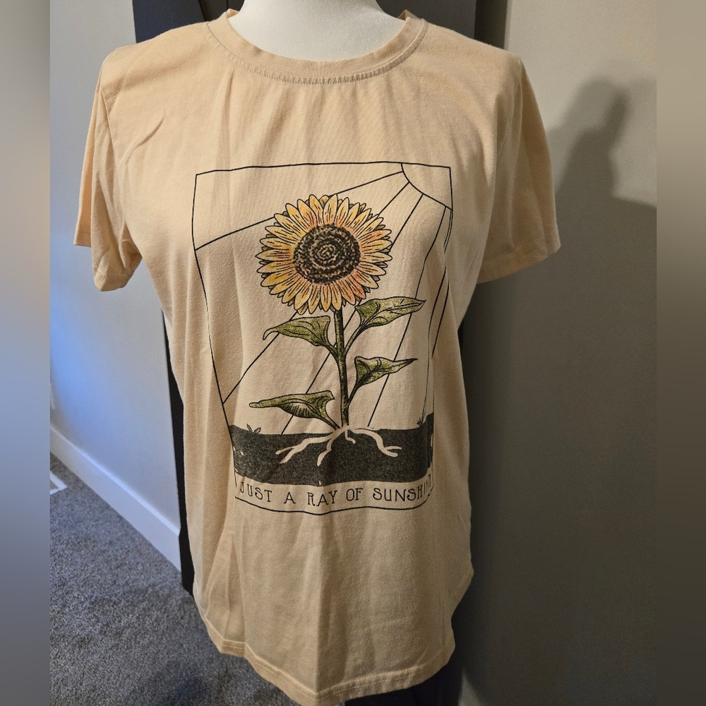 Sunflower Graphic Tee in Beige